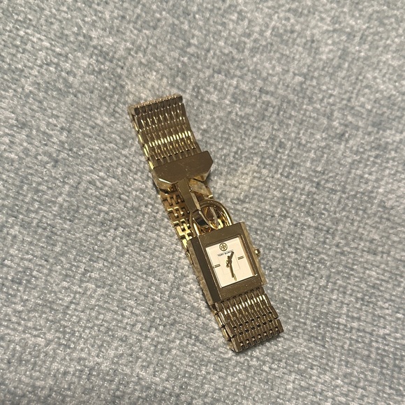 Tory Burch Watch - Picture 4 of 7